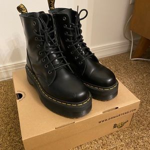 DOC MARTENS LEATHER PLATFORM BOOTS + BALSAM POLISH